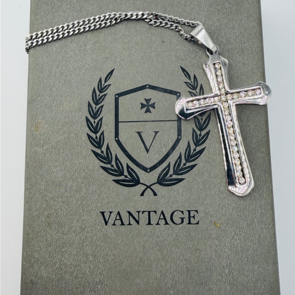 New Vantage Brand CZ Stainless Steel Cross 22” Curb Link Chain